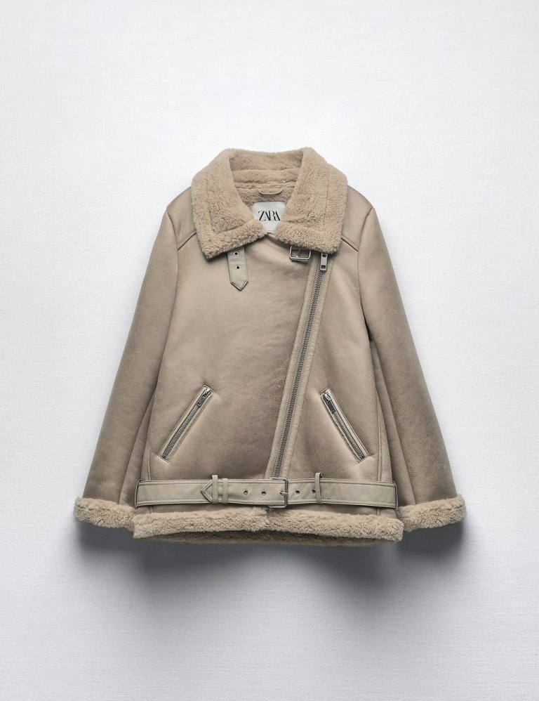Zara, 16.995 kr.