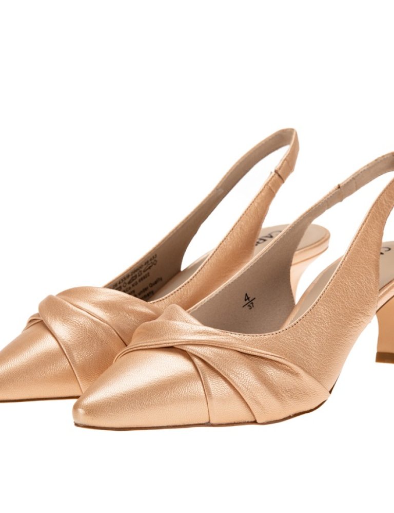 Steinar Waage, 17.995 kr.