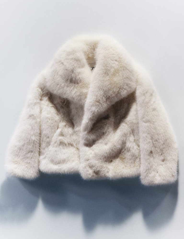 Zara, 19.995 kr.