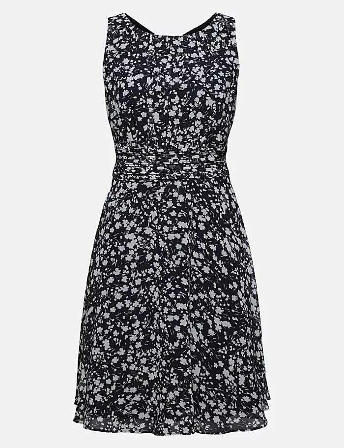 Esprit, 19.995 kr.