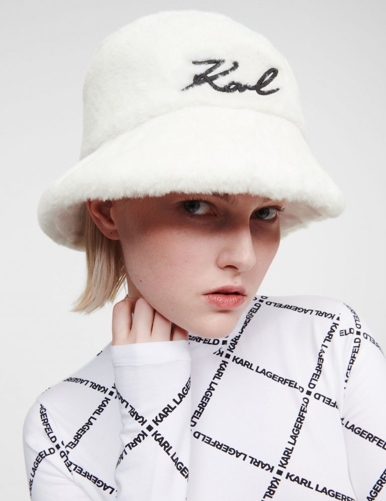 Karl Lagerfeld Bucket-hattur, Galleri 17, 19.995 kr.