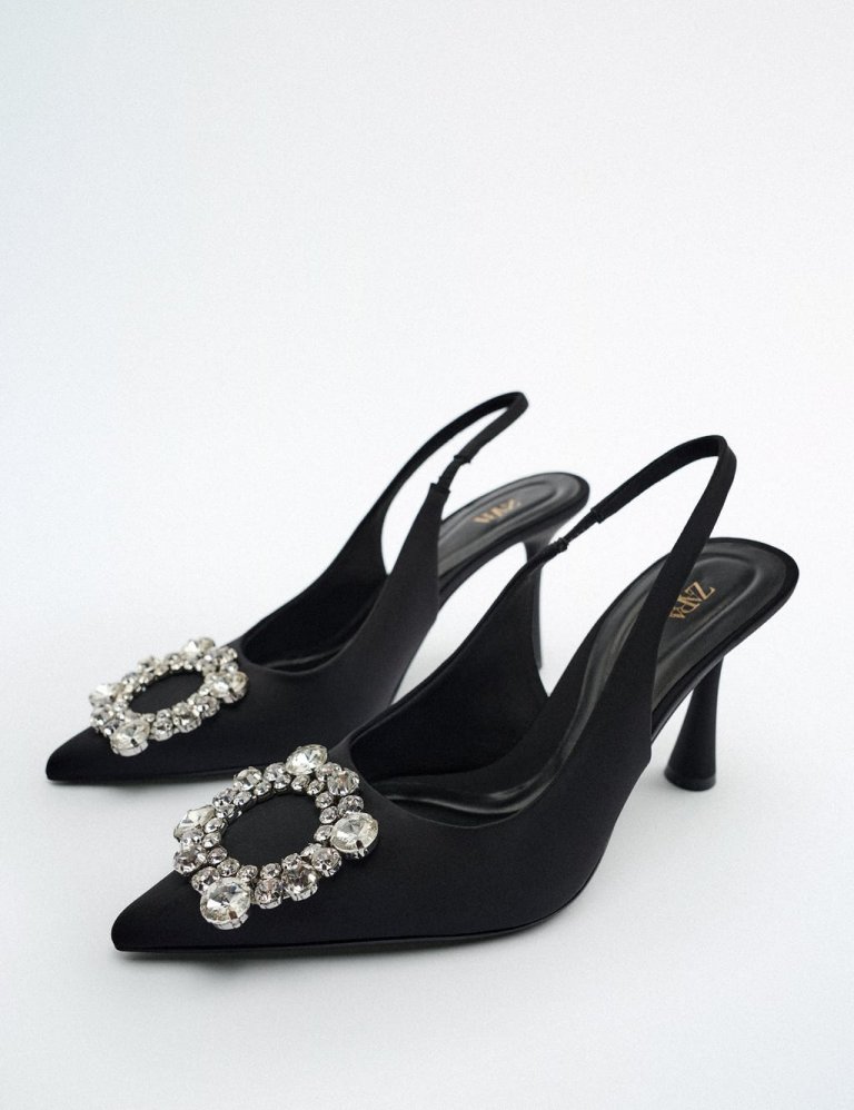 Zara, 10.995 kr.
