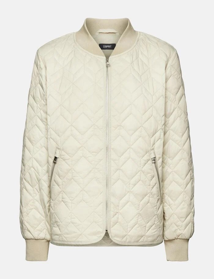 Esprit, 22.995 kr.