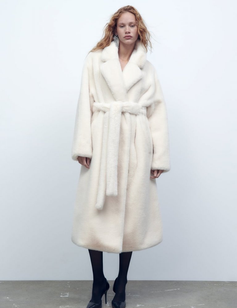 Zara, 25.995 kr.