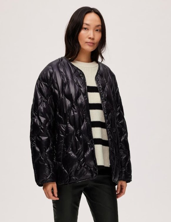 Selected, 27.995 kr.