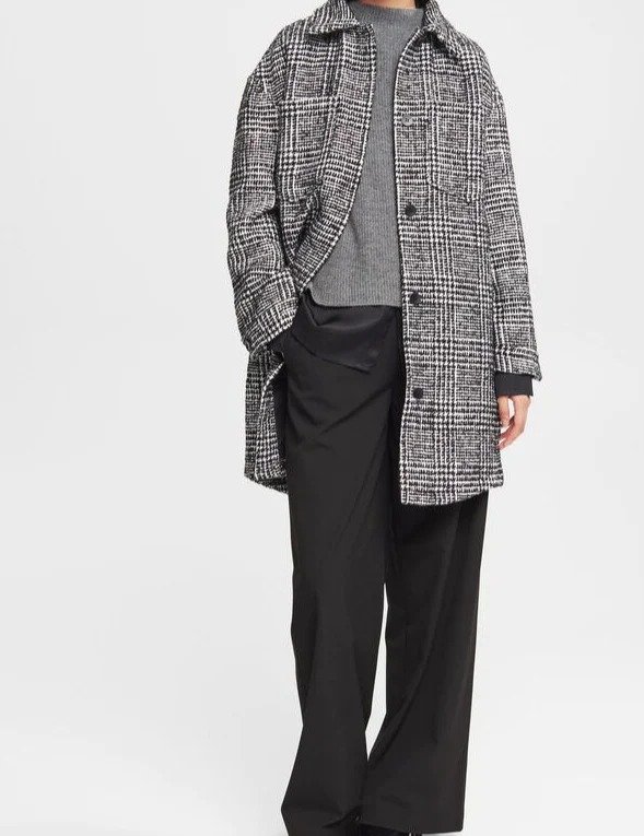Esprit, 29.995 kr.