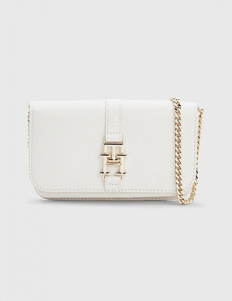 Tommy Hilfiger, Karakter, 29.995 kr.