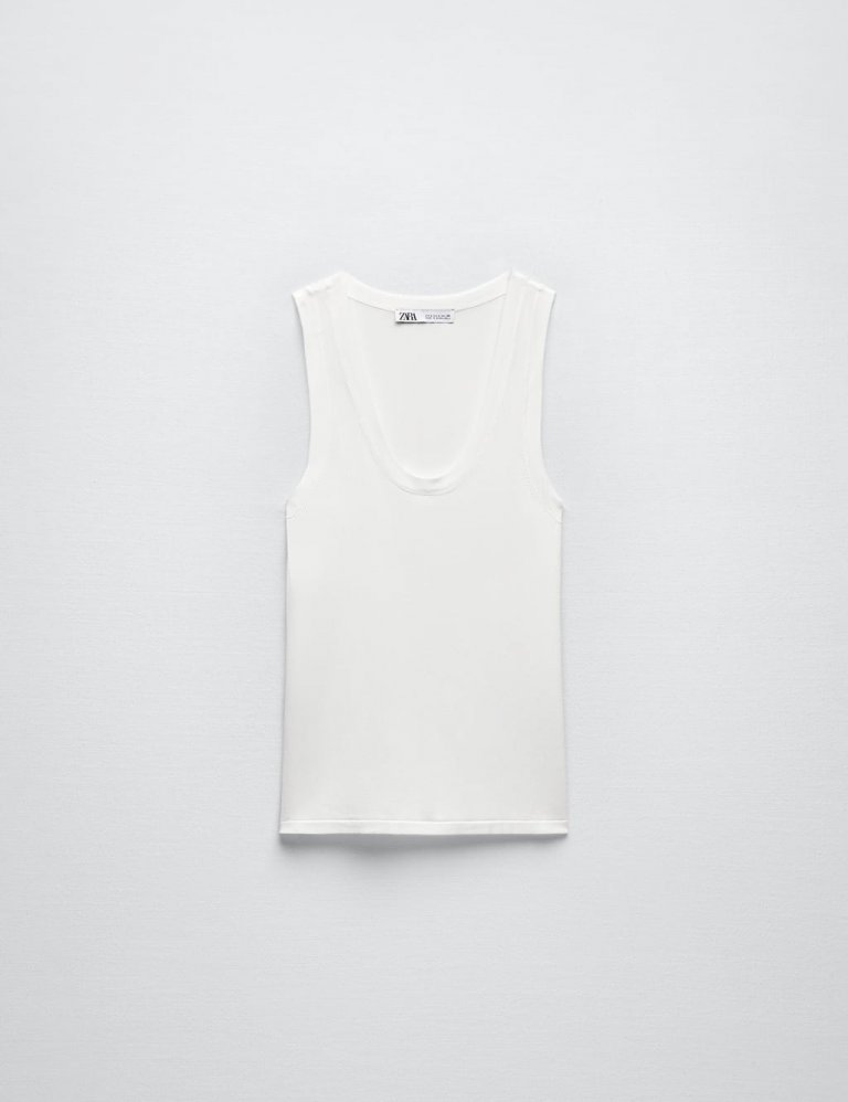 Zara, 3.495 kr.