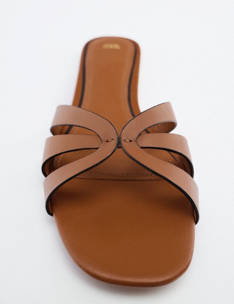 Zara, 3.495 kr.