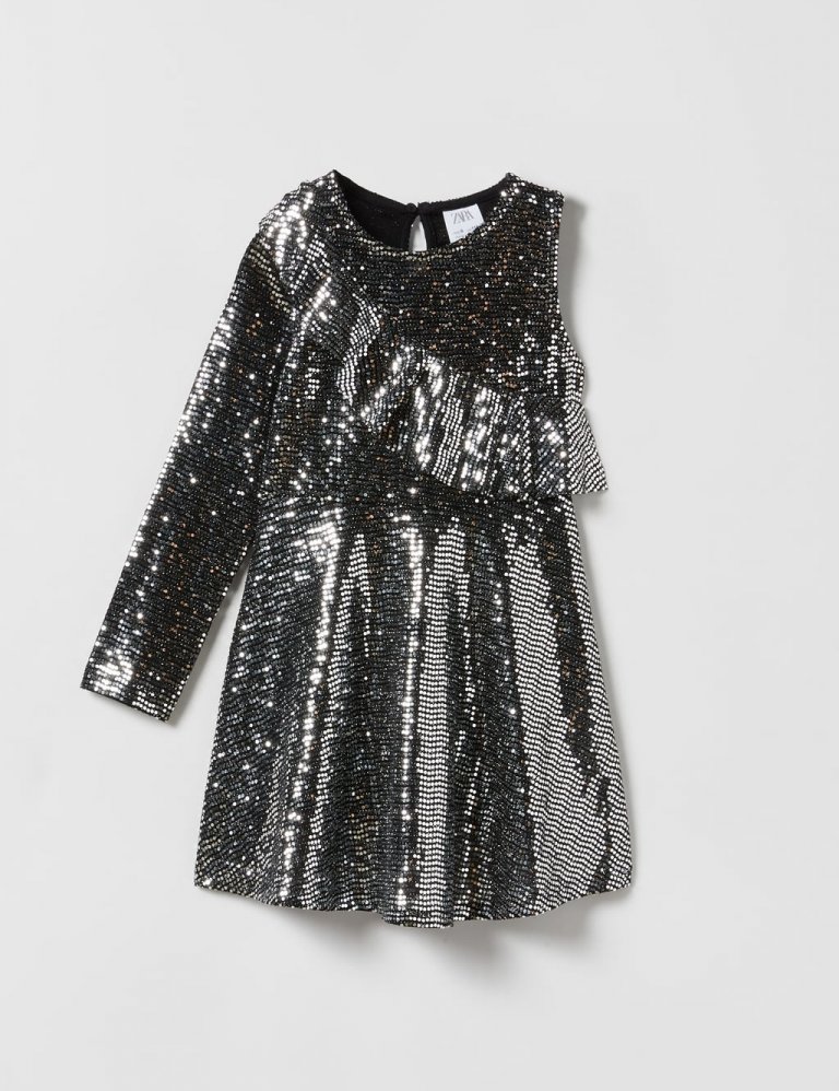 Zara, 3.995 kr.