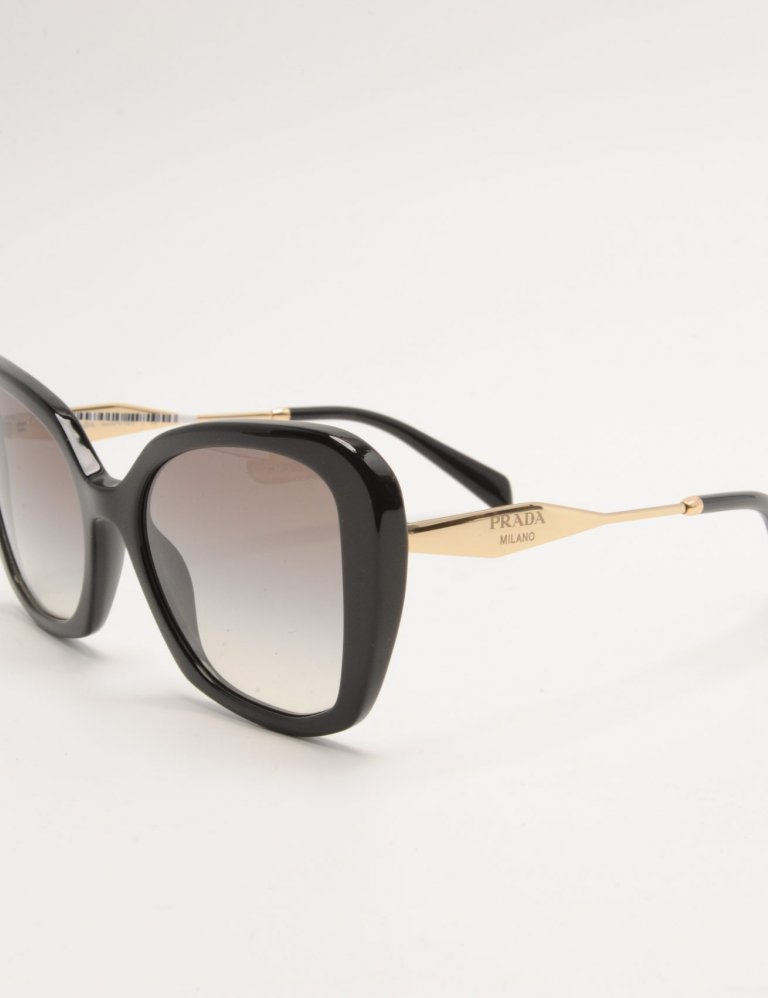 Prada, Optical Studio, 41.900 kr.