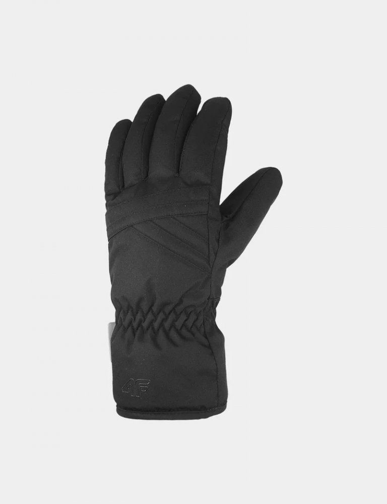 4F, 4.990 kr.