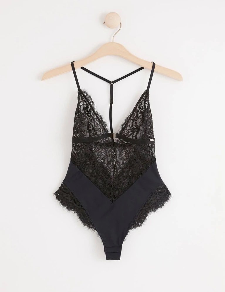 Lindex, 5.999 kr.