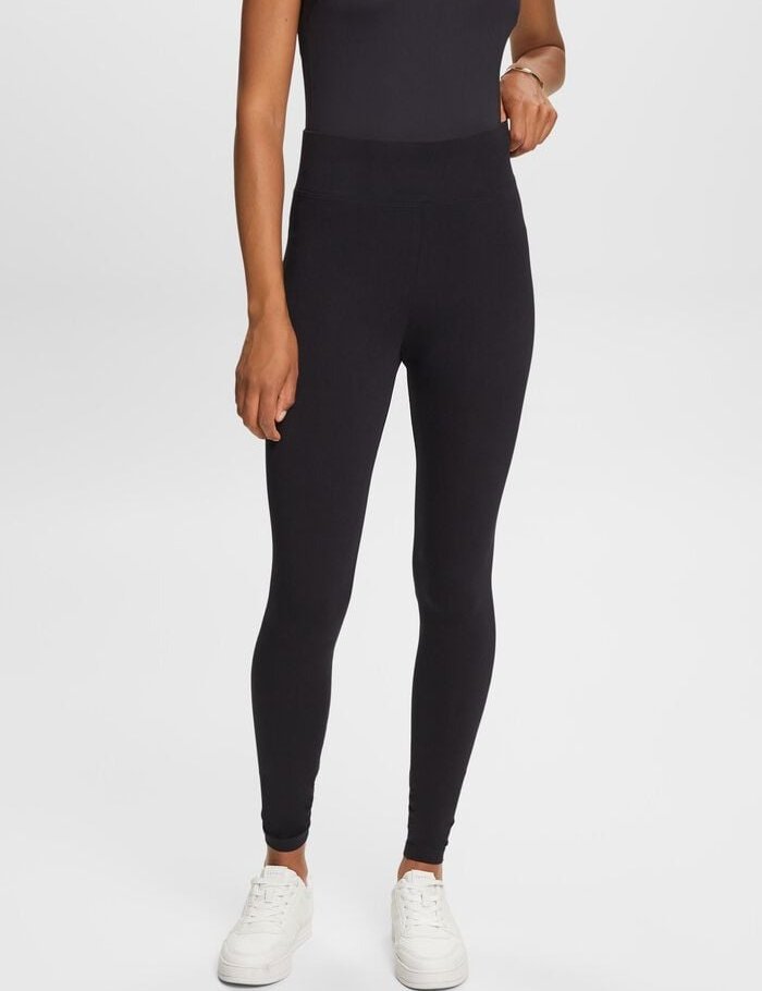 Esprit, 6.495 kr.