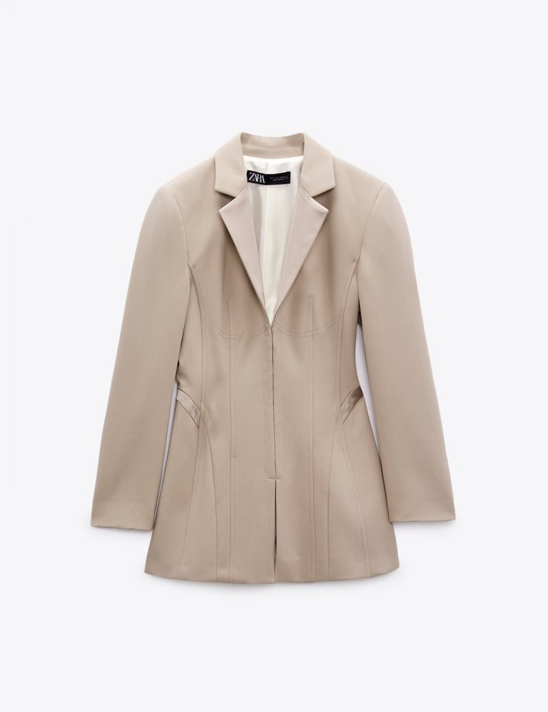 Zara, 12.995 kr.
