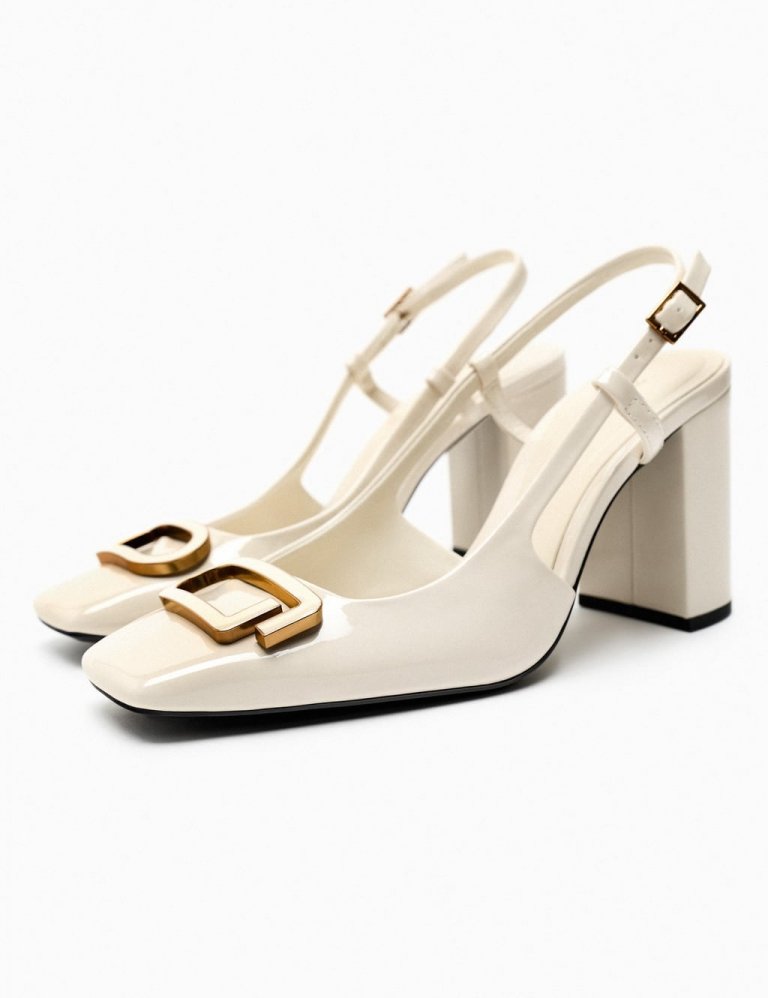 Zara, 8.495 kr.