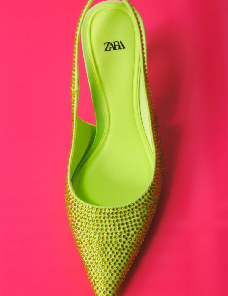 Zara, 8.495 kr.