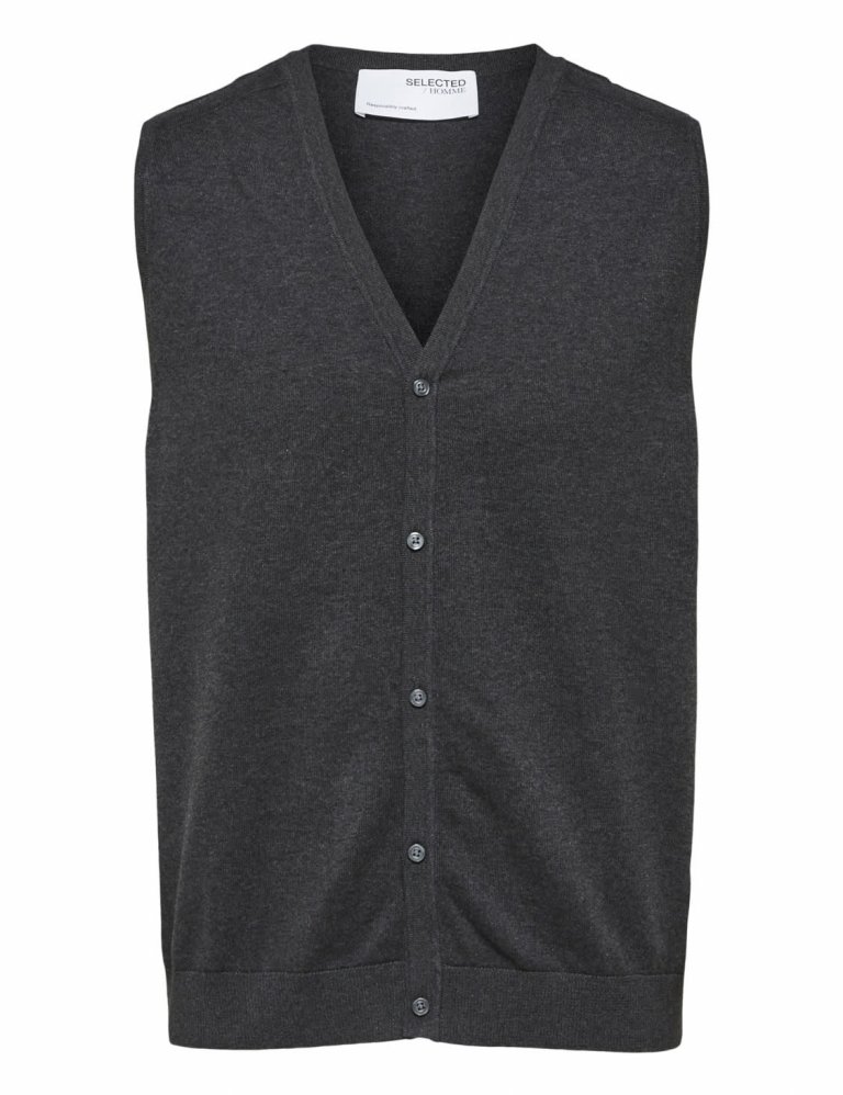 Selected, 8.590 kr.