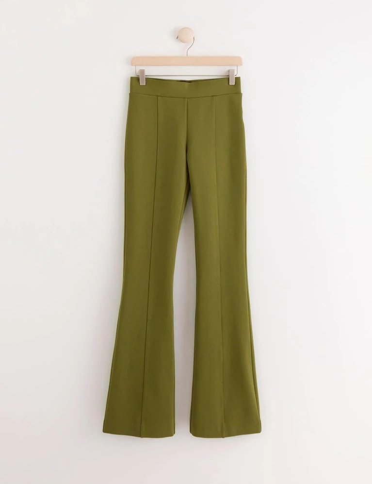 Lindex, 8.999 kr.