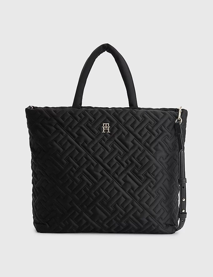 Tommy Hilfiger, Karakter, 23.995 kr.