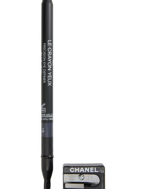 Le Crayon Yeux Precision Eye Definer í litnum Noir Black.