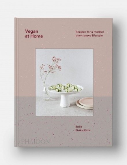 Vegan at Home eftir Sollu Eiríks, Penninn Eymundsson, 7.999 kr.