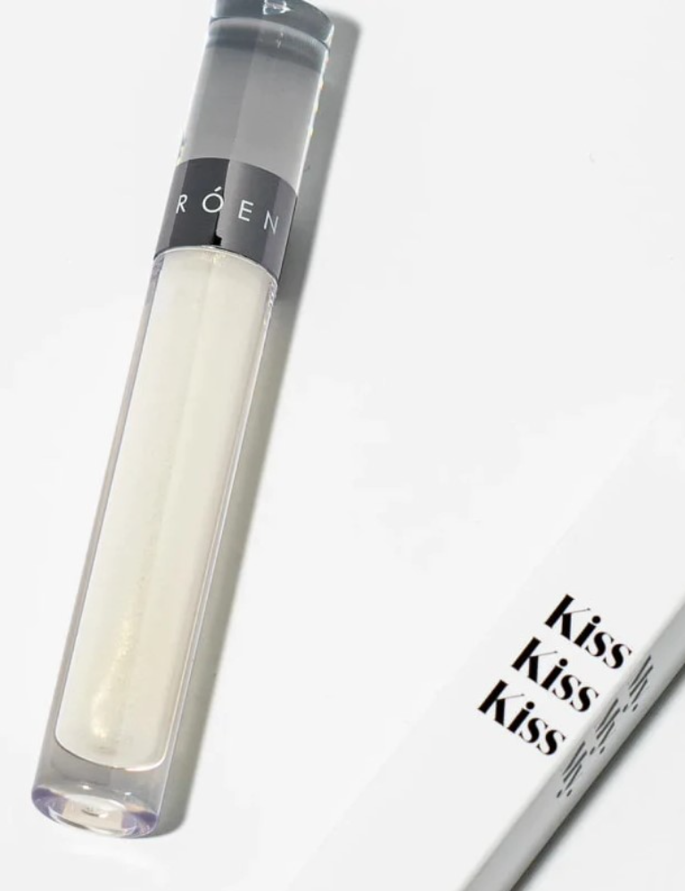 Gloss frá Róen, glær með glimmeri eða með lit, Elira, 3.990 kr.