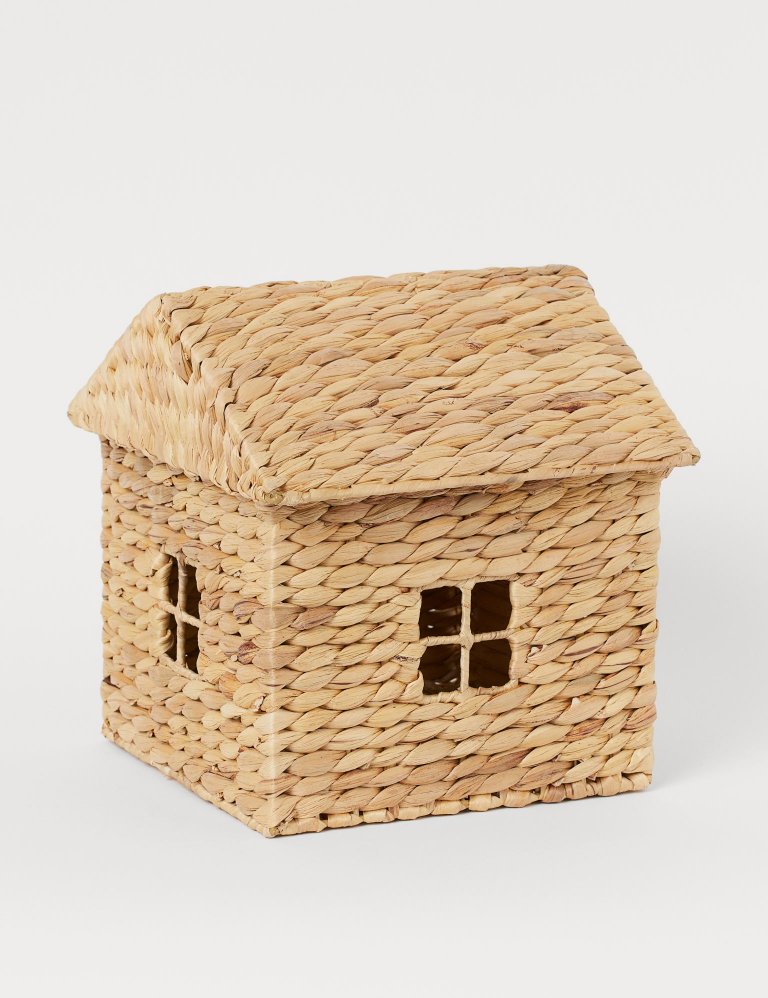 Tágarkörfuhús, H&M Home, 4.995 kr.