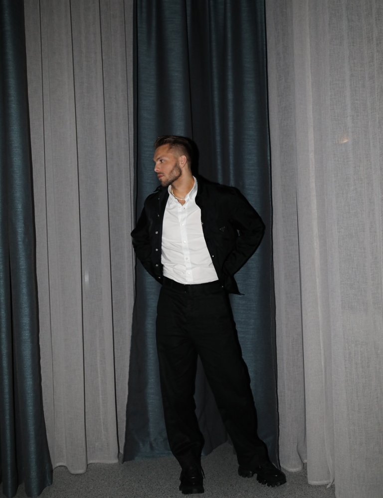 Helgi Ómars.