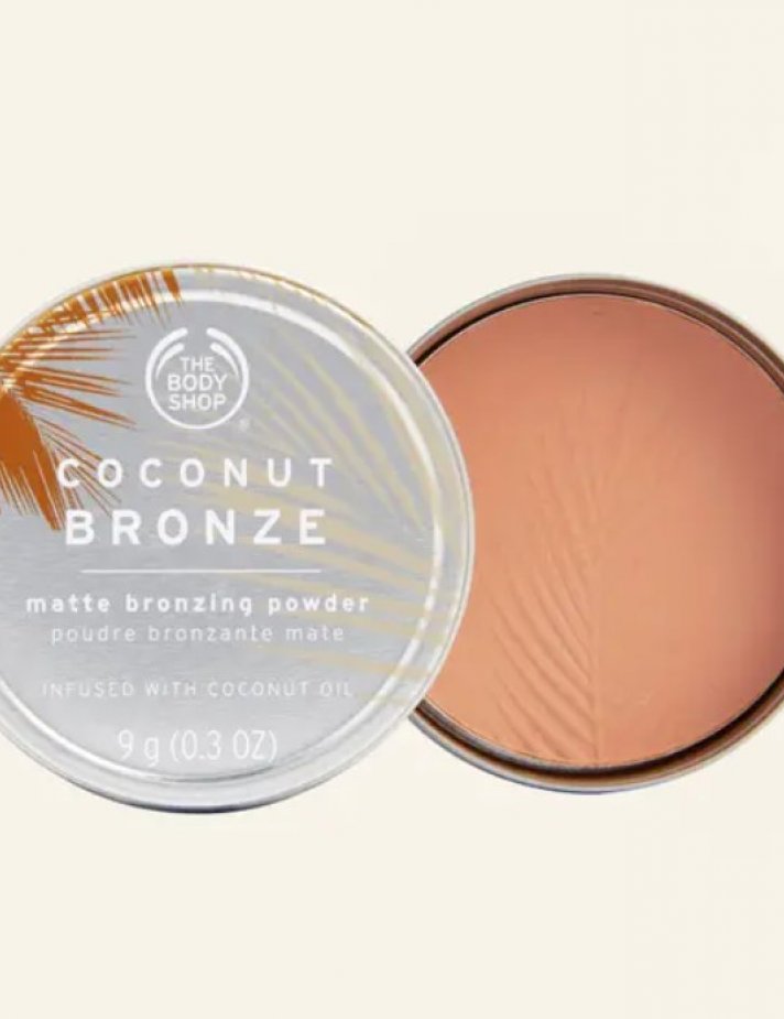 Viltu frísklega og sumarlega húð allan ársins hring? Þá er Coconut Bronze Matte Bronzing Powder góð lausn. The Body Shop, 2.990 kr.