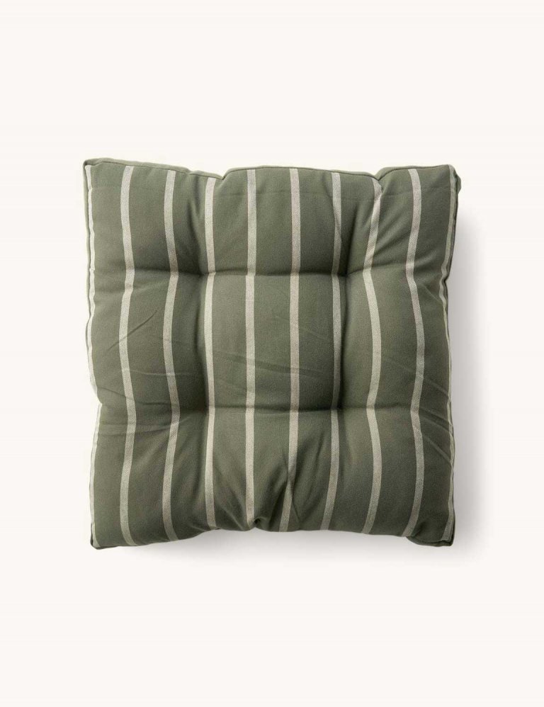 Stólsessa - Söstrene Grene, 2.768kr.