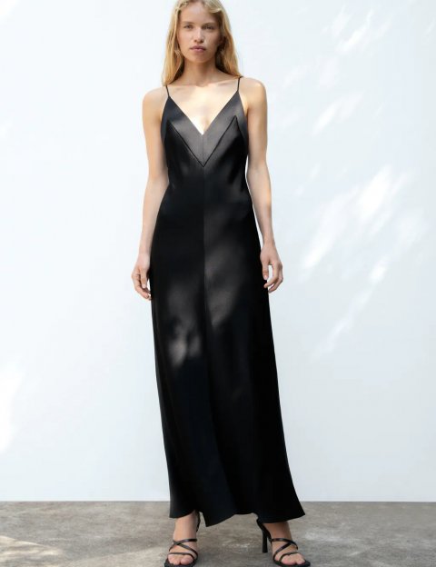 Zara, 16.995 kr.