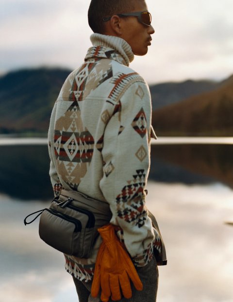 Taska, Zara, 6.495 kr.