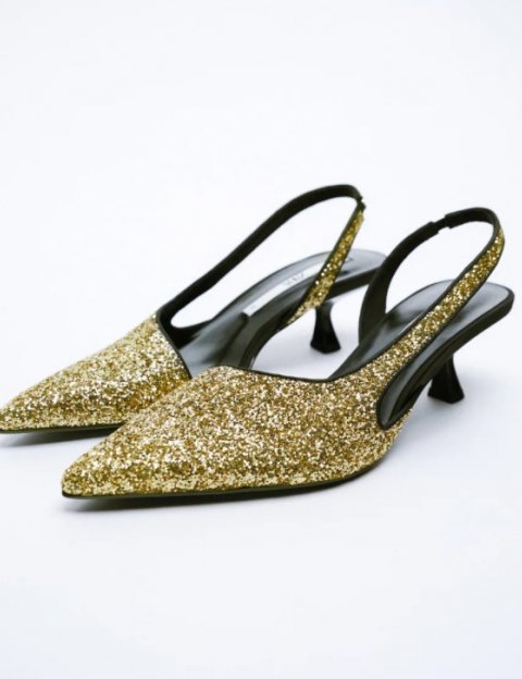 Zara, 7.495 kr.