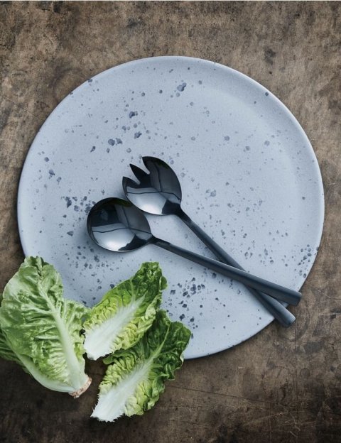 Salatáhöld í svörtu. Dúka - 2.990 kr.