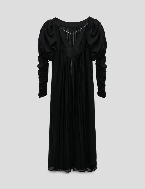 Zara, 21.995 kr.