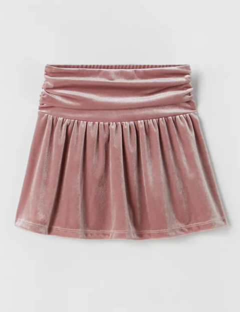 Zara, 3.495 kr.