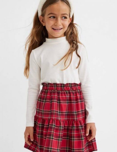 H&M.