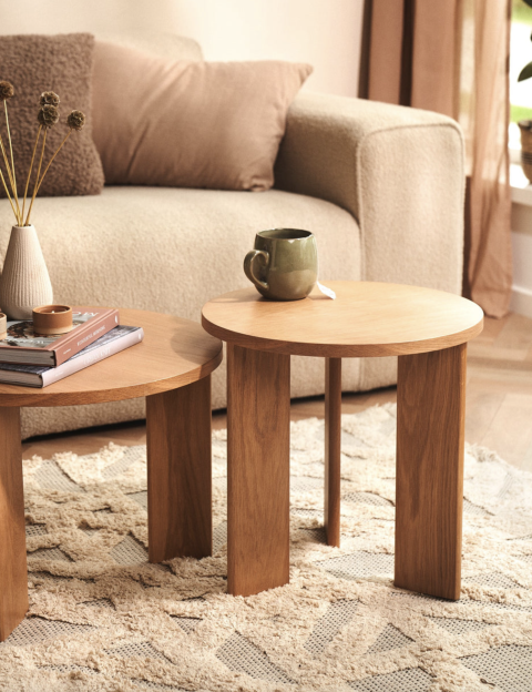 Eikarborð frá Søstrene Grene - 13.680 kr.