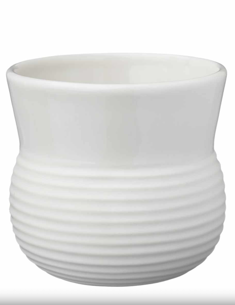 Hvítur bolli frá Ingu Elínu. Epal - 6.000 kr.