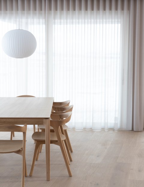 Svala segir að við munum halda áfram að sjá notkun á náttúrulegum og hráum efnum sem skapa hlýleika og ró.
Mynd / Þórkatla Sif Alberssóttir.