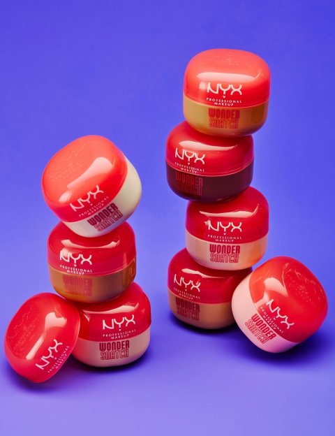Wonder Snatch er laust púður frá NYX sem minnir á þau sem hafa slegið í gegn frá Huda Beauty. Koma í mismunandi litatónum til að leiðrétta og hafa vakið verðskuldaða athygli. Hagkaup, 2.595 kr.